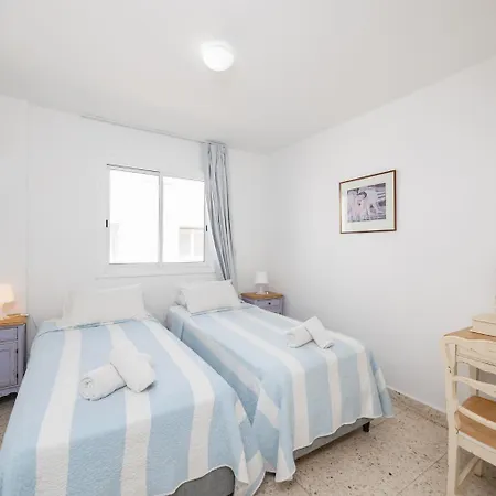 Shoreline Apartament
