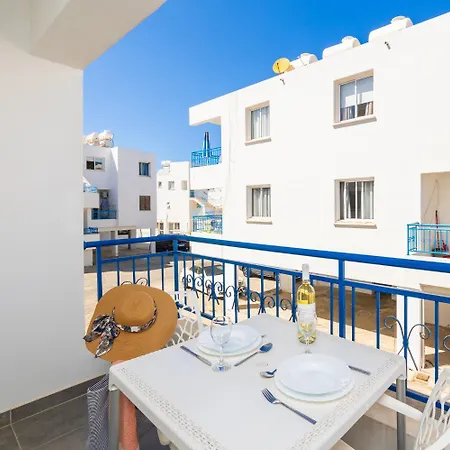 Shoreline Apartment Lachi